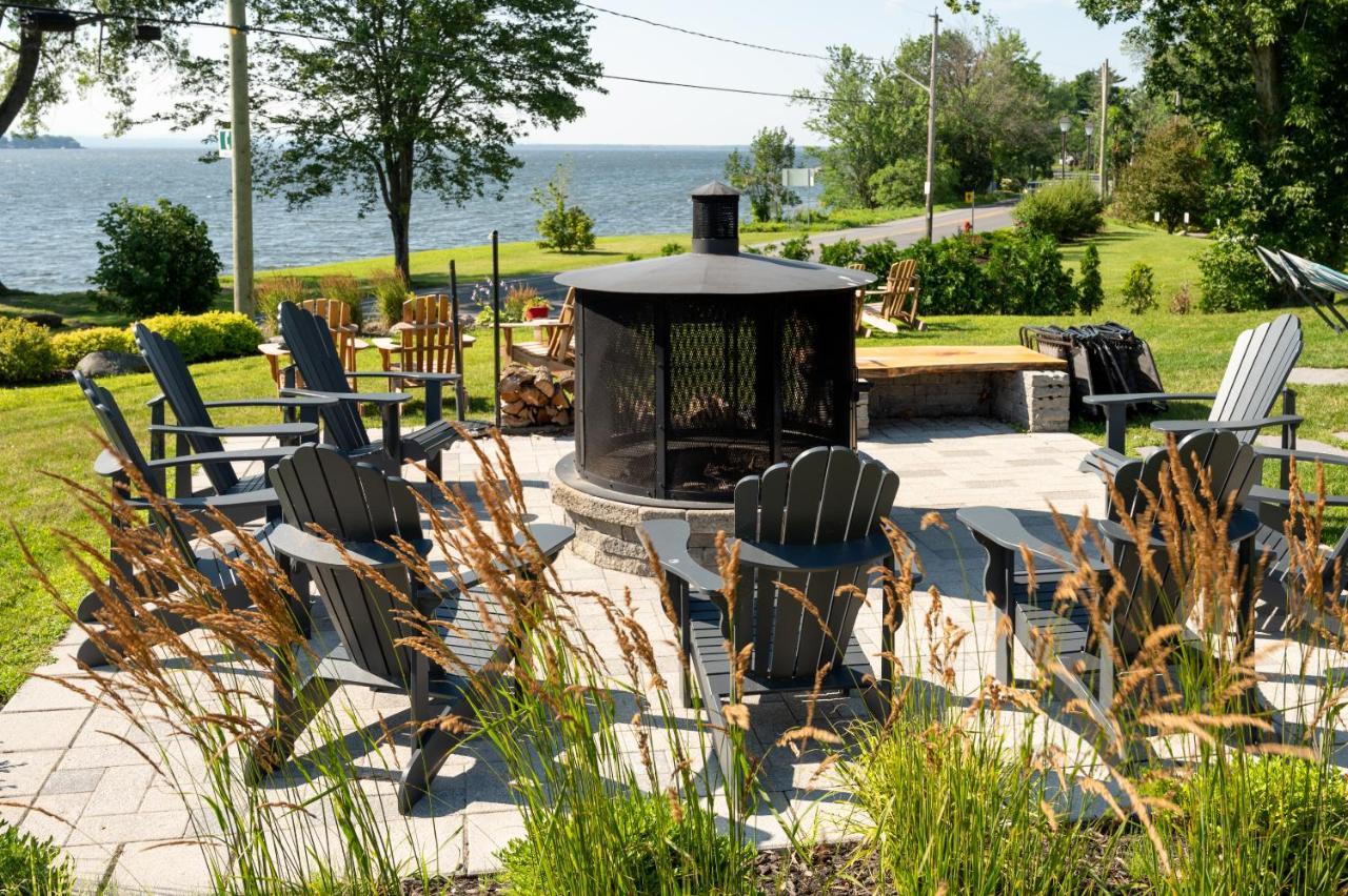 Venise-en-Québec La Cache Du Lac Champlain מראה חיצוני תמונה
