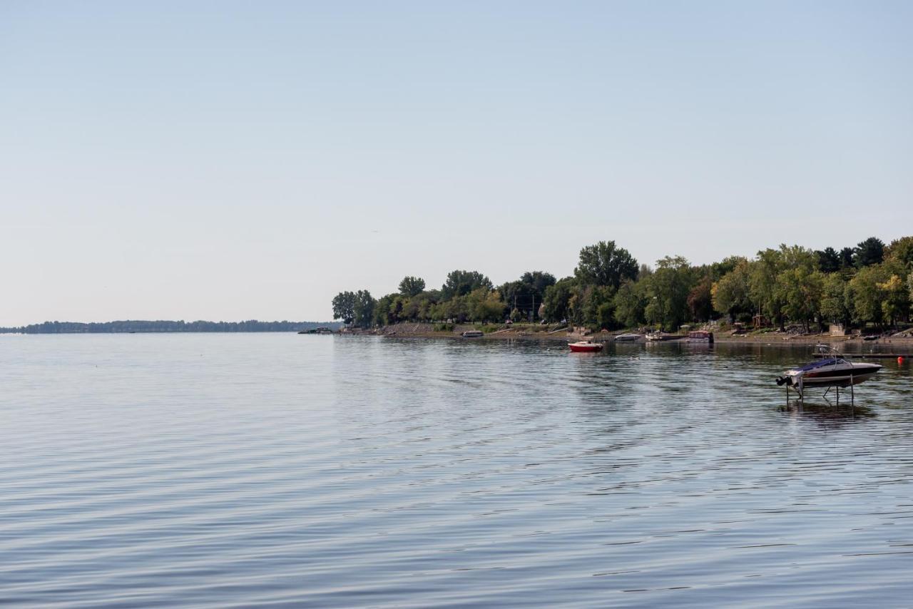 Venise-en-Québec La Cache Du Lac Champlain מראה חיצוני תמונה